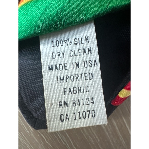 RM STYLE Vintage “Painted Tongues” Rolling Stones Silk Tie - Picture 6 of 6